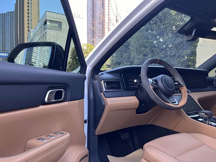 Фото 7 - LiXiang One