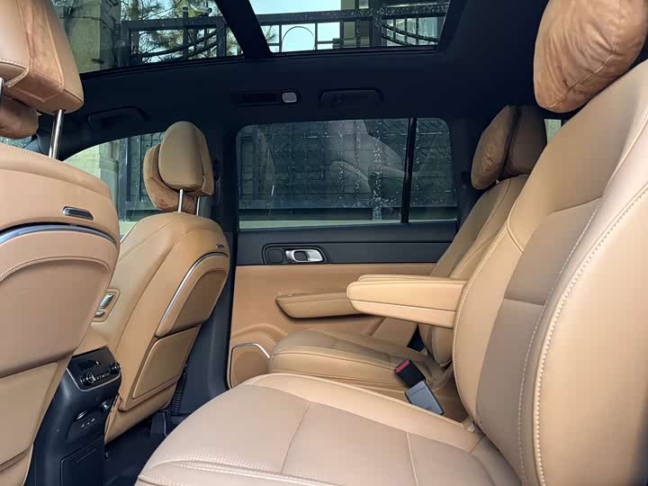 Фото 9 - LiXiang One