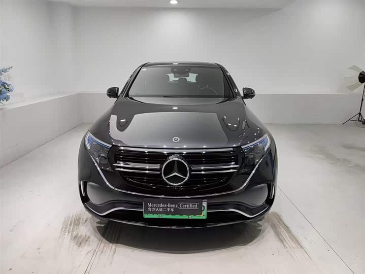 Фото 2 - Mercedes-Benz EQC