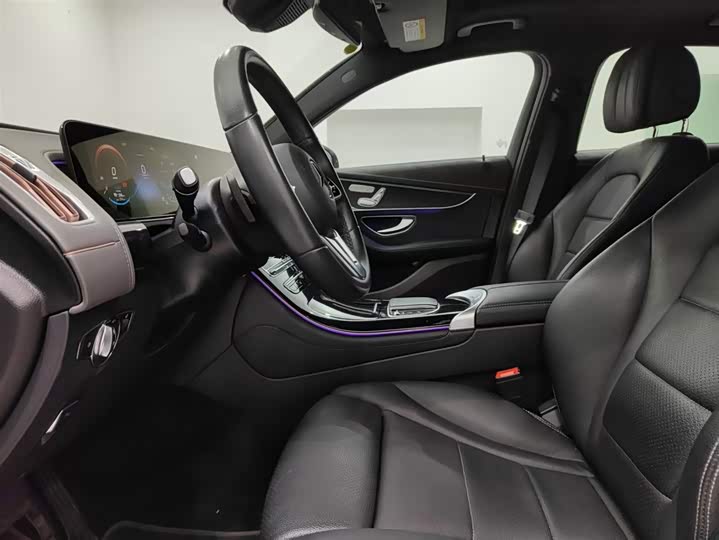 Фото 6 - Mercedes-Benz EQC