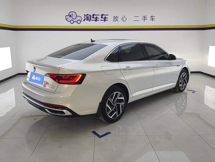 Фото 3 - Volkswagen Sagitar L