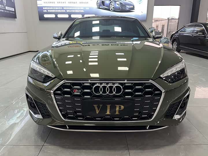 Фото 2 - Audi S5