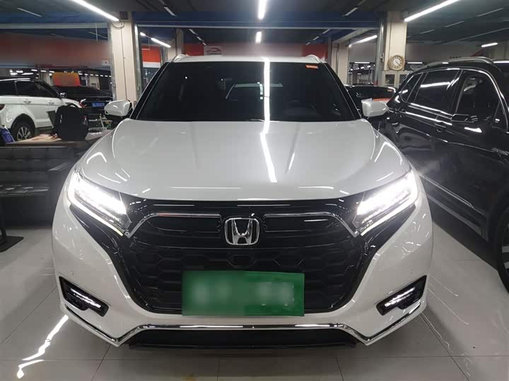 Фото 3 - Honda UR-V