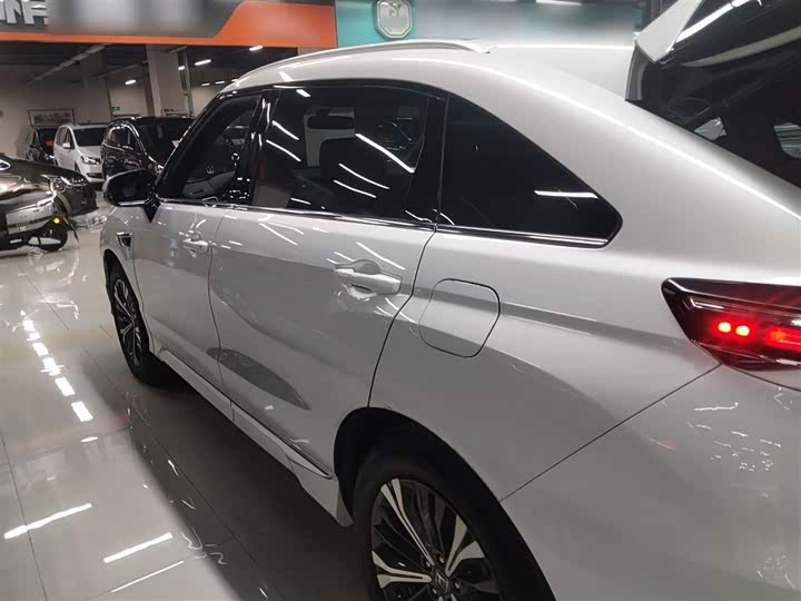 Фото 5 - Honda UR-V