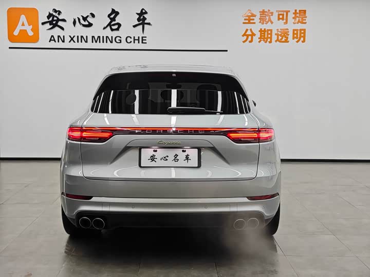 Фото 4 - Porsche Cayenne Hybrid