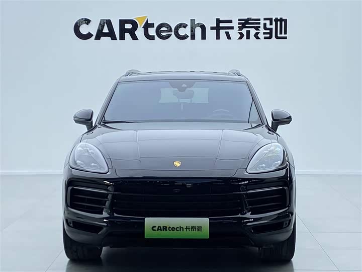 Фото 3 - Porsche Cayenne Hybrid