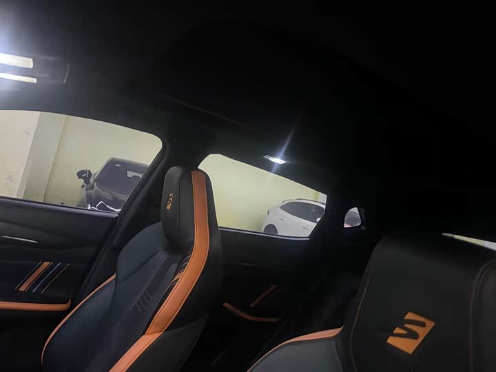 Фото 9 - Changan Oshan X5