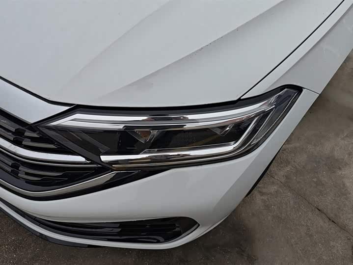 Фото 5 - Volkswagen Sagitar L