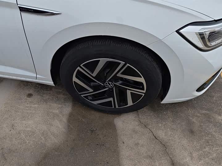 Фото 6 - Volkswagen Sagitar L