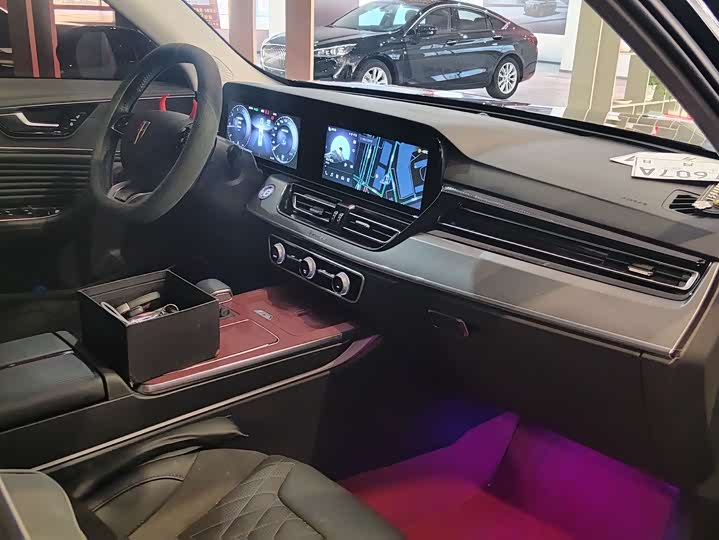 Фото 8 - Hongqi HS5