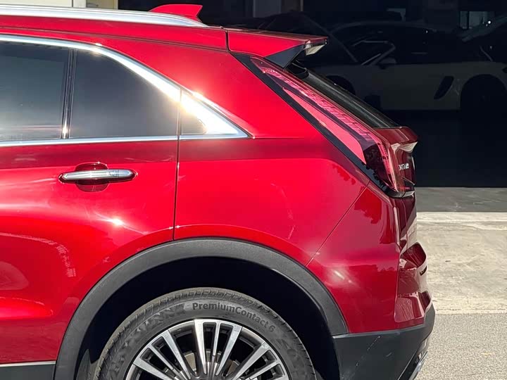 Фото 5 - Cadillac XT4