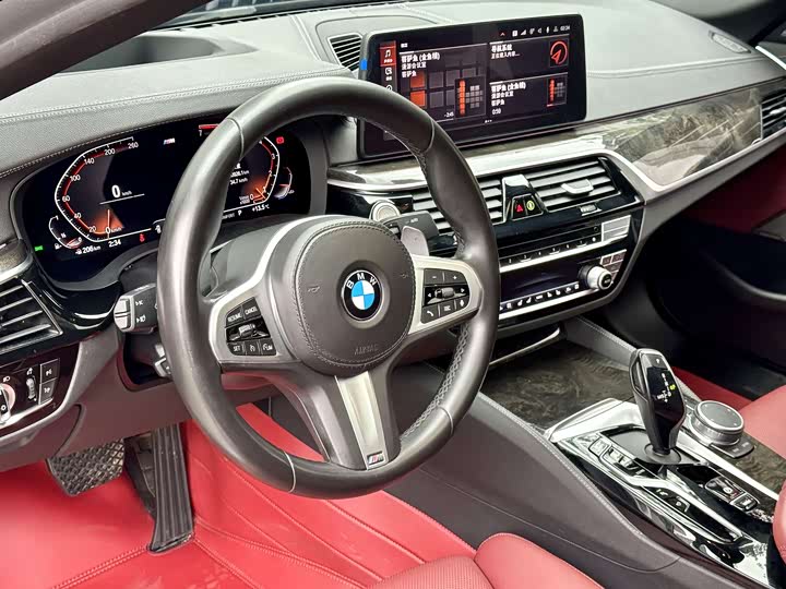 Фото 6 - BMW 5 Series