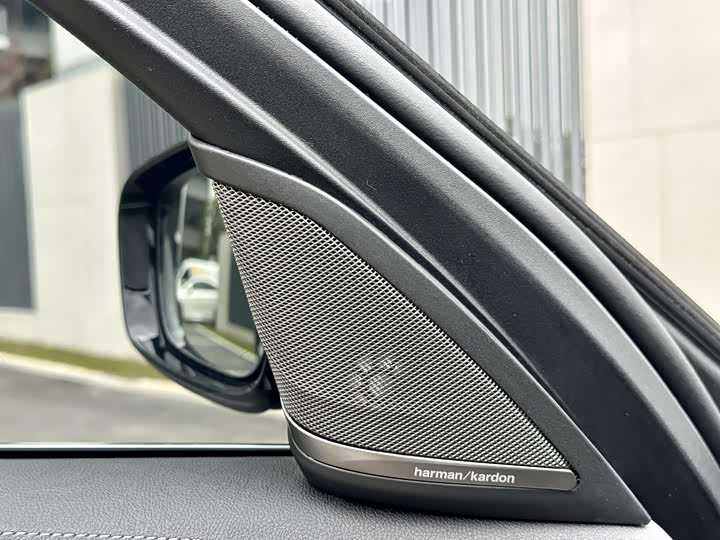 Фото 8 - BMW 5 Series