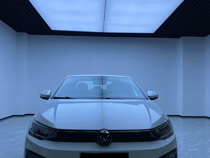 Фото 2 - Volkswagen Lavida