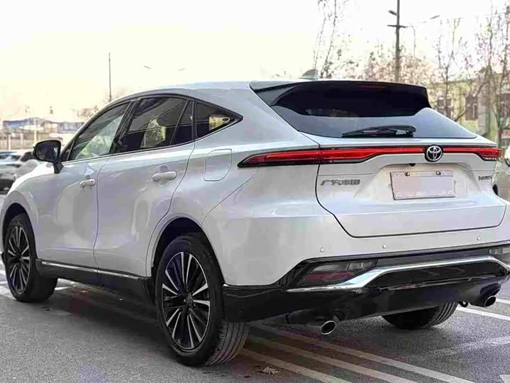 Фото 8 - Toyota Venza