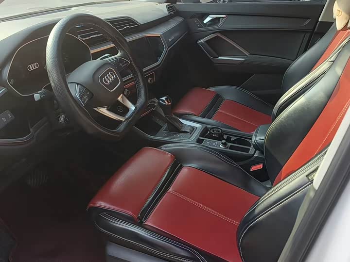 Фото 9 - Audi Q3