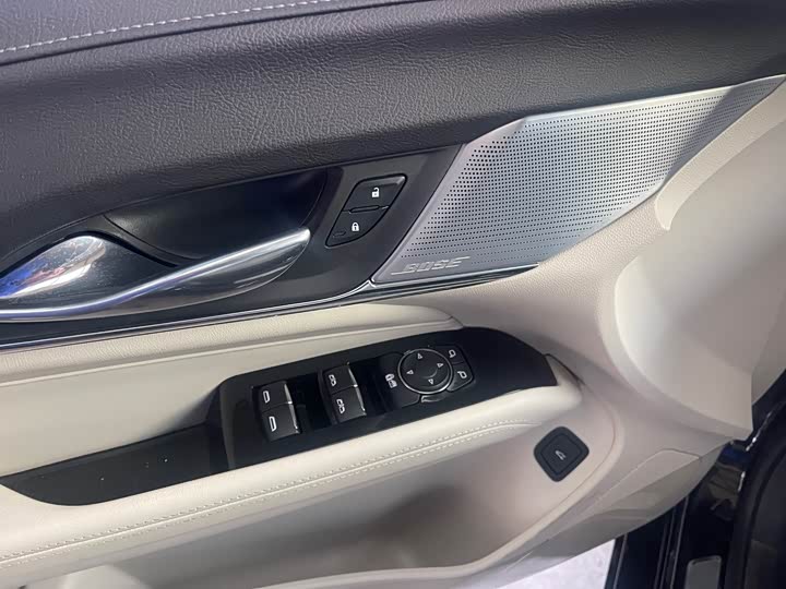 Фото 4 - Cadillac CT4