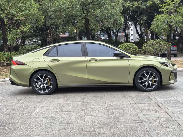 Фото 8 - GAC Trumpchi Empow R