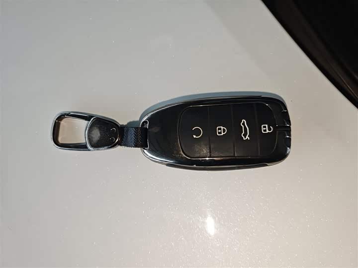 Фото 9 - Chery Tiggo 8