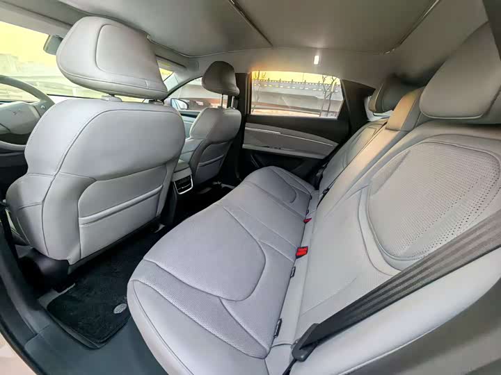 Фото 5 - XPeng Mona M03