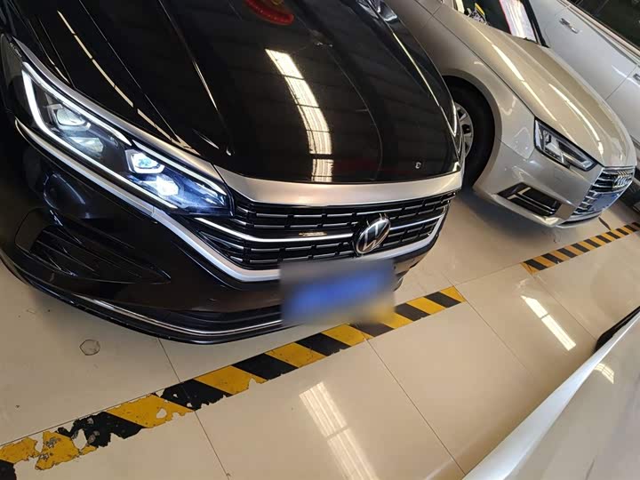 Фото 3 - Volkswagen Passat