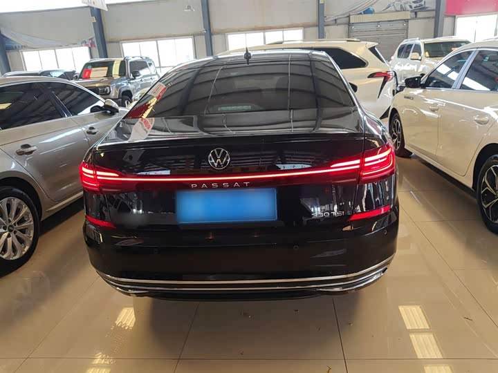 Фото 6 - Volkswagen Passat