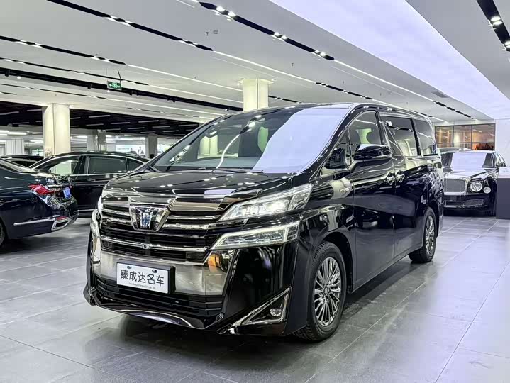 Фото 1 - Toyota Vellfire