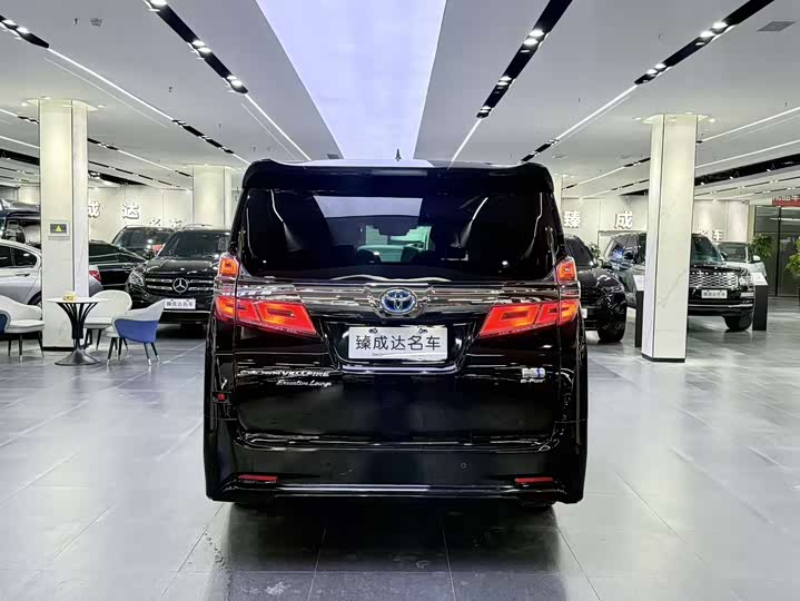 Фото 4 - Toyota Vellfire