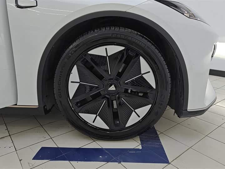 Фото 6 - Changan Deepal SL03