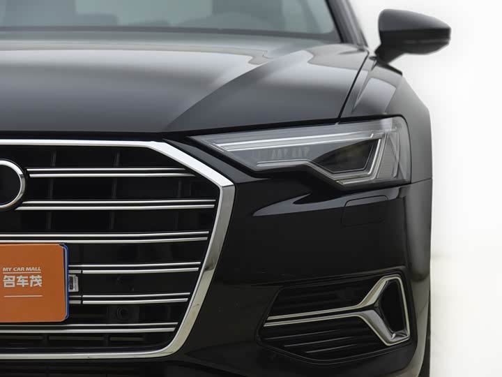 Фото 2 - Audi A6L