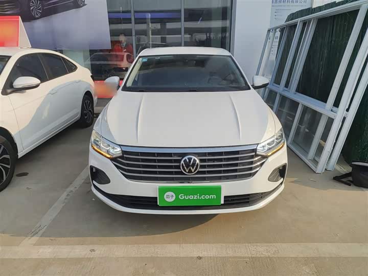 Фото 3 - Volkswagen Lavida