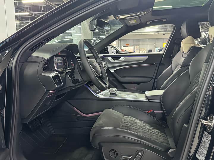 Фото 7 - Audi A6L