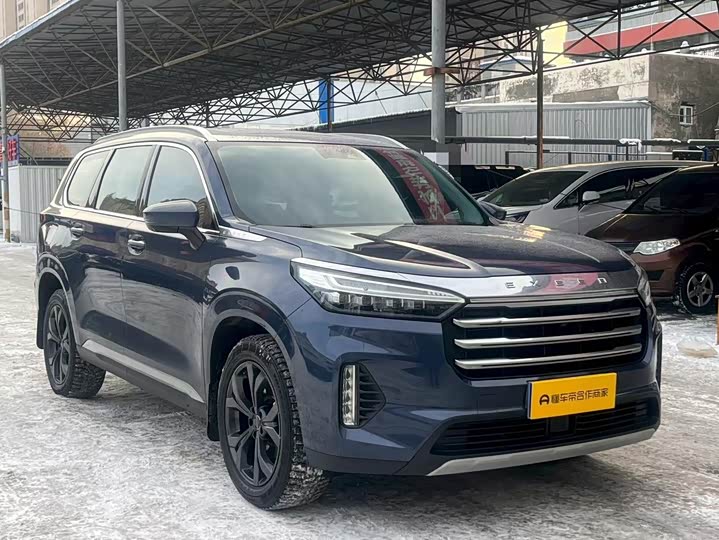 Фото 1 - Exeed VX