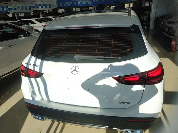 Фото 6 - Mercedes-Benz GLA-Class