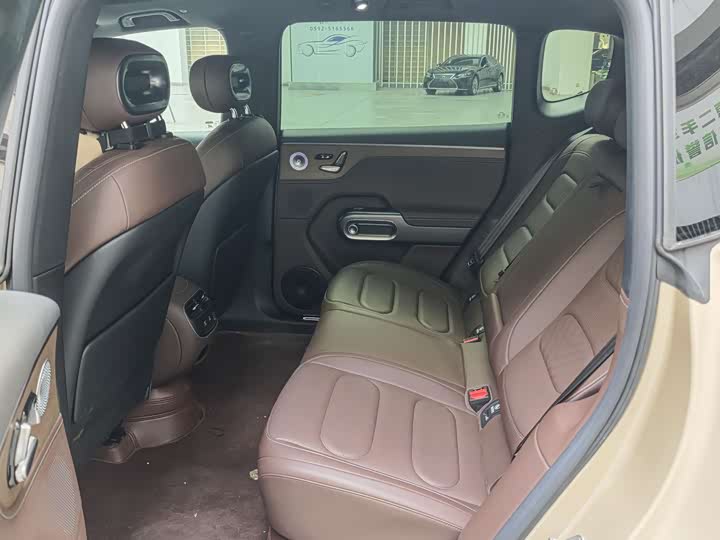 Фото 7 - Smart #5