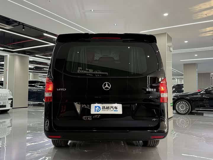 Фото 4 - Mercedes-Benz Vito