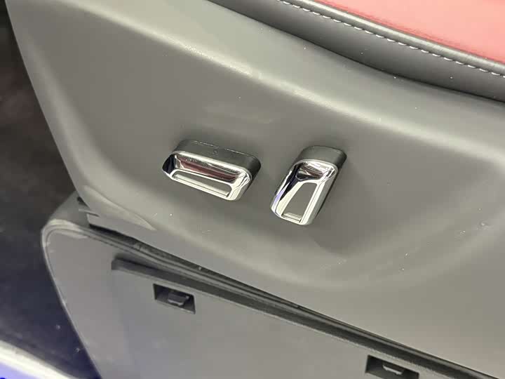 Фото 9 - Mercedes-Benz Vito