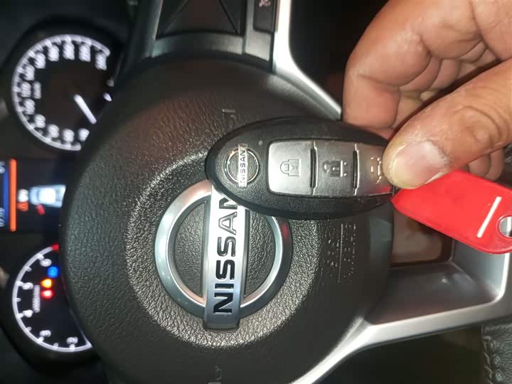 Фото 9 - Nissan Teana