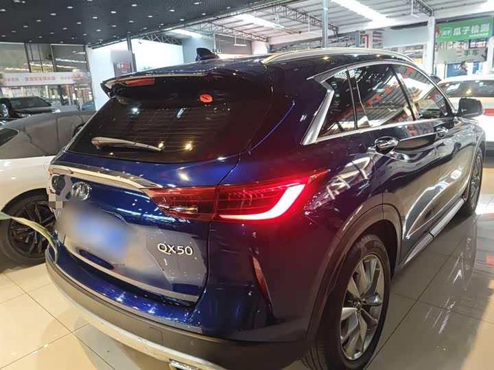 Фото 7 - Infiniti QX50