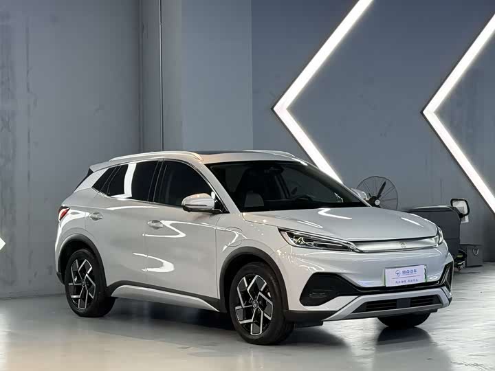 Фото 3 - BYD Yuan Plus