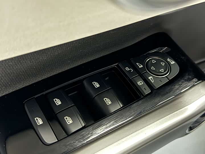 Фото 4 - BYD Yuan Plus