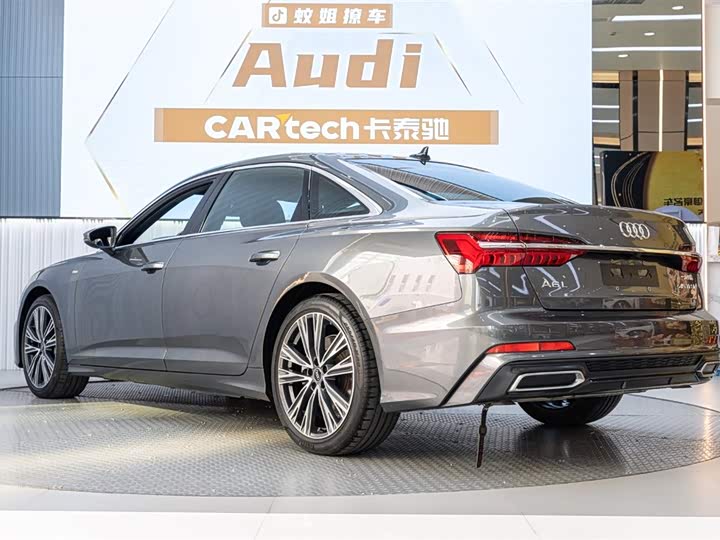 Фото 4 - Audi A6L