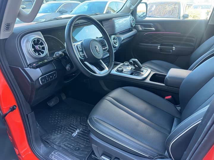 Фото 4 - Tank 300