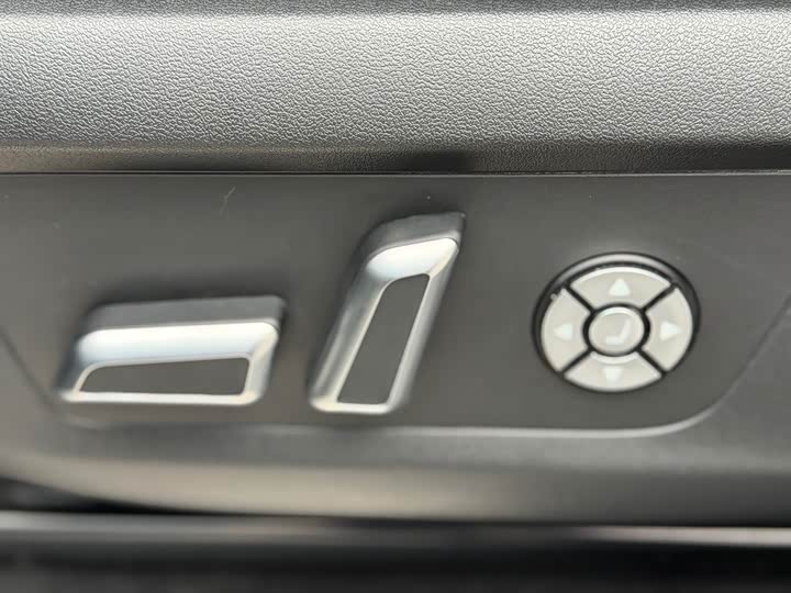 Фото 5 - Tank 300