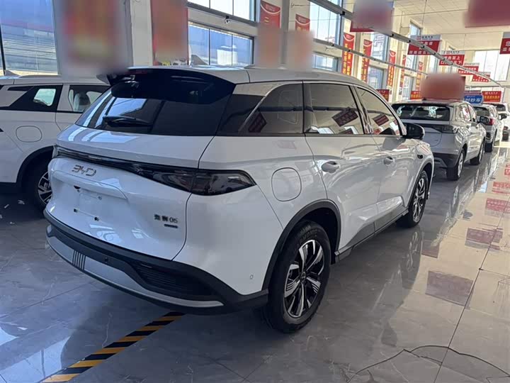 Фото 8 - BYD Sea Lion 05 DM-i Hybrid