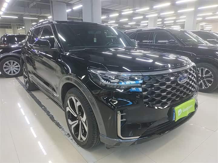 Фото 4 - Ford Explorer