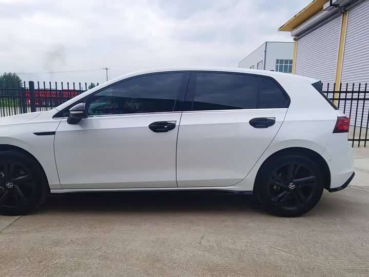 Фото 7 - Volkswagen Golf