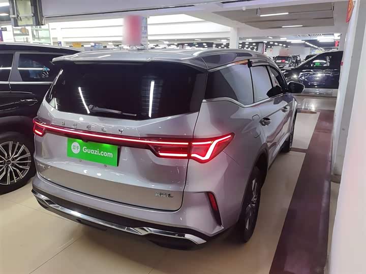 Фото 7 - Geely Jiaji