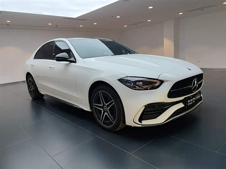 Фото 2 - Mercedes-Benz C-Class