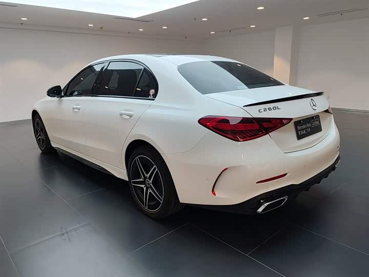 Фото 5 - Mercedes-Benz C-Class